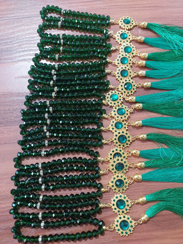 تسبیح کریستال در رنگ بندی مختلف برای تعداد بالا حتما تماس بگیرید